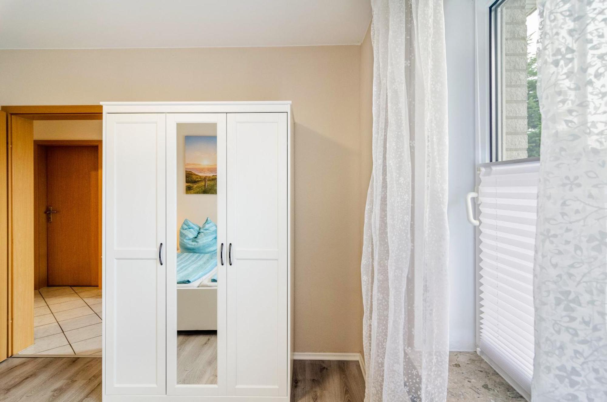Ferienwohnung Neumann Neuschoo ภายนอก รูปภาพ